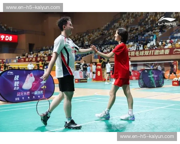 羽毛球新闻：从赛场到球场，激荡每一拍